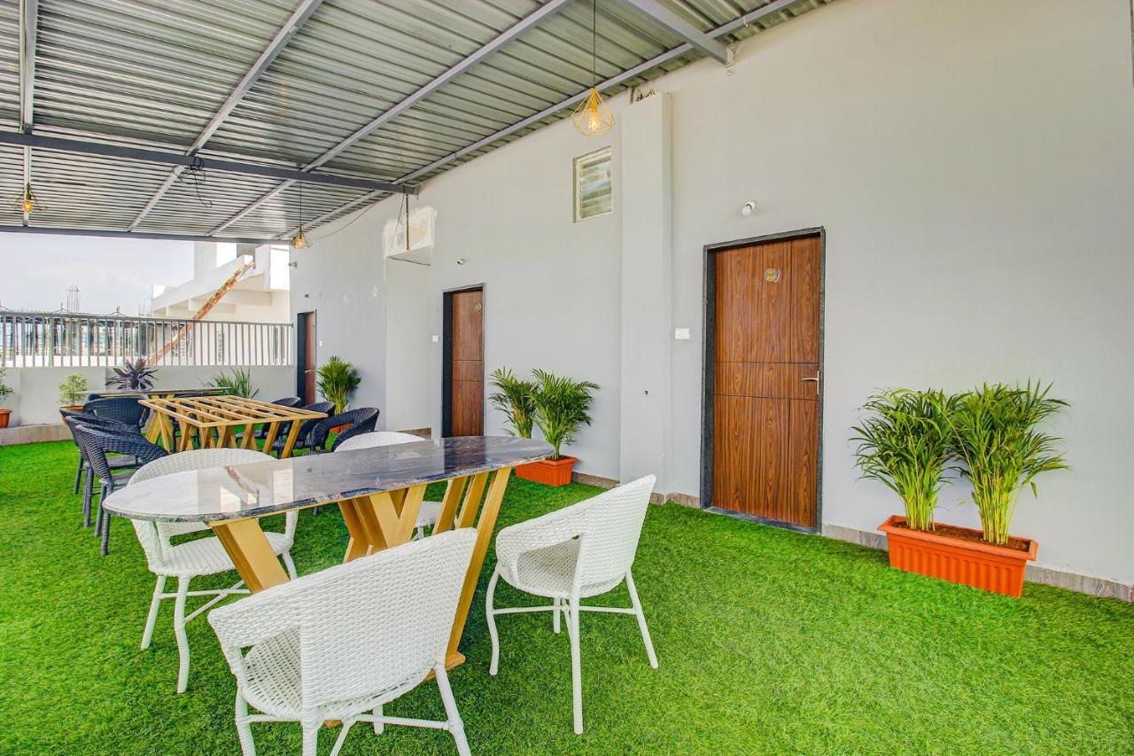 Fabhotel W Grand Suites - Nr Lanco Hills, Manikonda Hyderabad Exterior photo